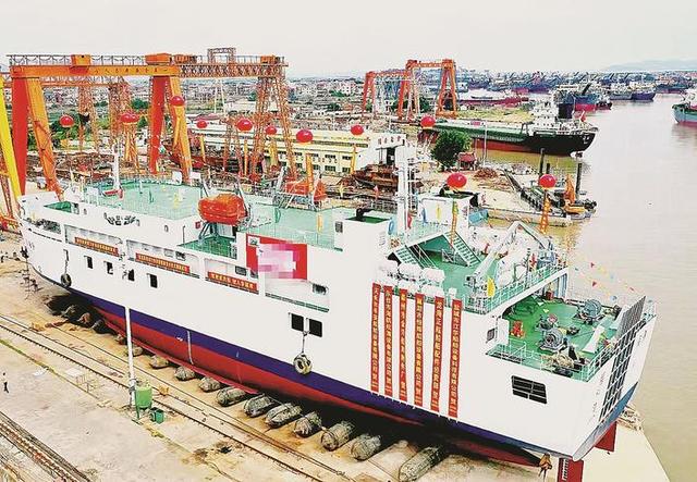 漳州制造滚装船顺利下水