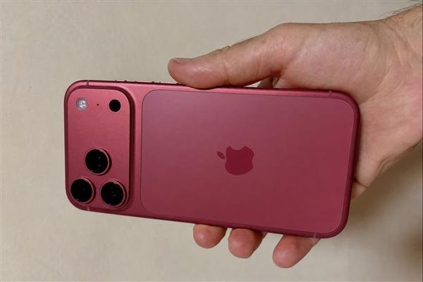 2nm芯片+苹果史上最大电池:iPhone 18 Pro销量会很恐怖